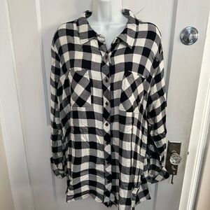 Maurices Black and White Plaid Button-Up Top